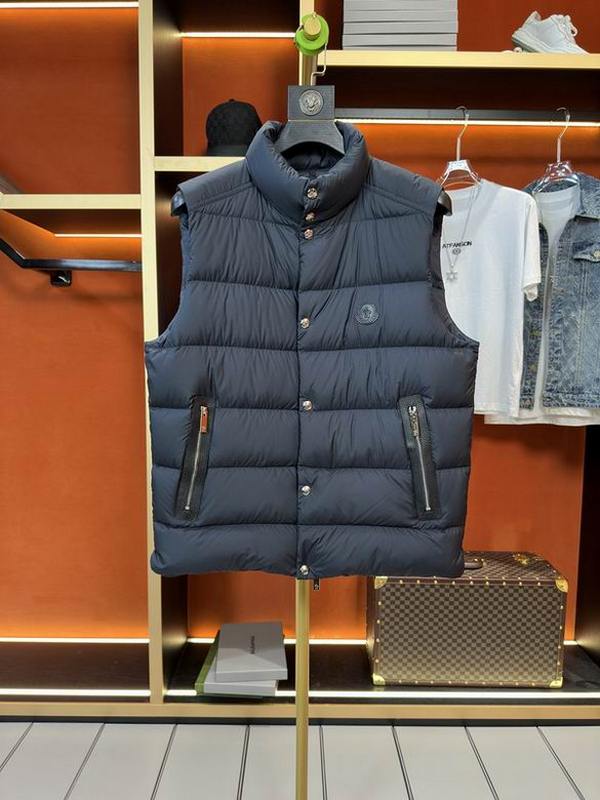 Moncler Men's Outwear 216